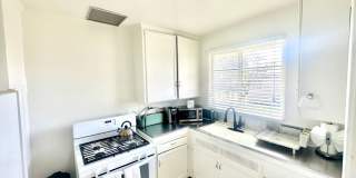 Charming 1BR Duplex in Los Angeles Gallery 9