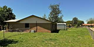 4 Bed, 2 Bath Home on Cul-de-sac Gallery 36