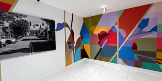 Link Apartments 4th Street Gallery 24