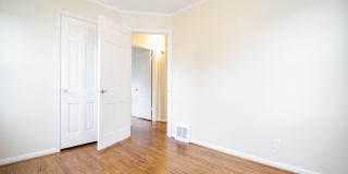 1137 Cribb St Gallery 13