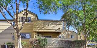 Spacious Downstairs 3/2 Condo in Elk Ridge Estates at the Base of Communication Hill Area Spacious Downstairs 3/2 Condo in Elk Ridge Estates at the Base of Communication Hill Area Gallery 1