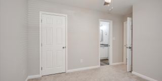 1216 Longpoint Drive Gallery 15