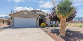 Spacious 4 Bedroom Home Gallery 1