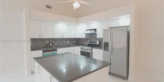 518 NE 48th St Gallery 13