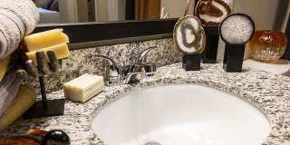 2Bayshore Gallery 10