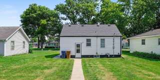 Charming 2-Bedroom Home in Old Town Bellevue! Gallery 3