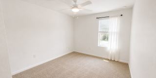 Annual UNfurnished almost new townhome 3/2 1/2 in Nokomis close to the beach Gallery 24