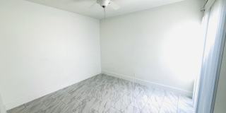 241 NW 15th Street Gallery 28