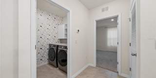 687 GRIFFON Avenue Gallery 21