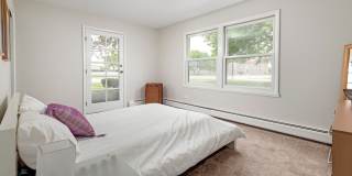 Eden Prairie Gallery 18