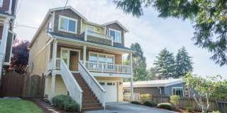 4Bd/3.5Ba Seattle House Gallery 1