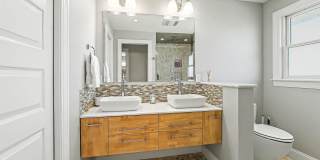 517 N Cornwall Avenue Gallery 24