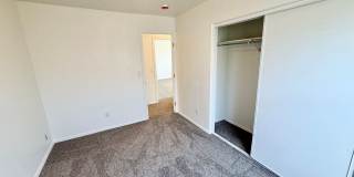 4 Bedroom 3 Bathroom Home in Surprise! Has Loft & Additional Office/Den! Gallery 39