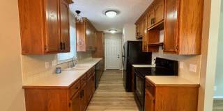 Coming Soon! Beautiful 3 Bedroom 1 Bath home with a 4+ Car Garage! Gallery 6