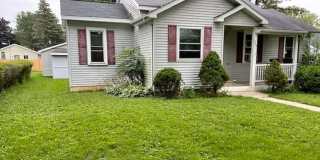 4-Bedrooms! Garage! PETS WELCOME Gallery 1