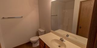 3bed/2ba single family home - great location! Gallery 17