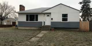 Adorable 3 Bed 1.5 Bath House Adorable 3 Bed 1.5 Bath House Gallery 1