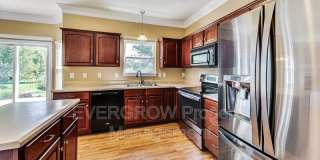 1047 Andrew Court Gallery 14