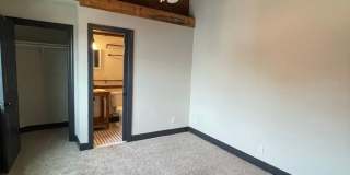 1/2 off 1 month-Charming Industrial 4 Bedroom/4 Bathroom Apartment in Pigtown, MD! Gallery 19