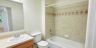 Great town house for rent Gallery 28