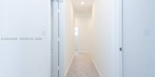 2636 SE 8th Ct Gallery 44