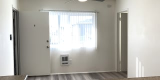 11856 South Inglewood Avenue Gallery 1