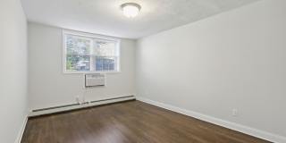 86 Hillyer Gallery 8