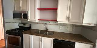 2 Bedroom, 1.5 Bath, Pet Friendly Gas Heat Outside porch Gallery 1