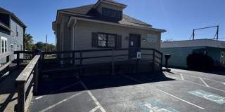 1064 US 31 W Bypass Gallery 1