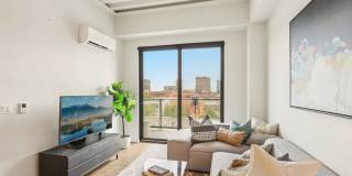 1222 West Jackson Gallery 9