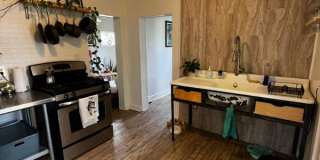 4321 Ames Street Gallery 5