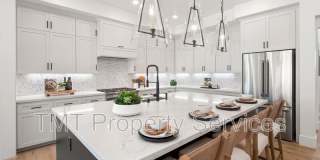 9001 Ventura Street Gallery 45