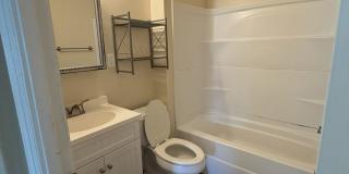 Charming 2/1 close to downtown! Gallery 8