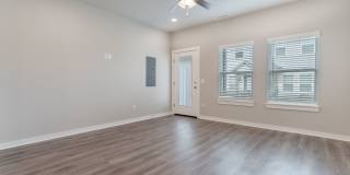 2 bedroom 2.5 bath home Gallery 7