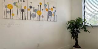 190 NW 69th St Gallery 11