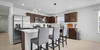 Newer 4-Bedroom Home in Jacksonville’s Wells Landing Newer 4-Bedroom Home in Jacksonville’s Wells Landing Gallery 12