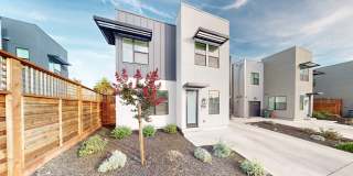 Beautiful and Bright 3 Bedroom 2.5 Bathroom Home with 2 Car Tandem Garage! PG&E Included! Gallery 1