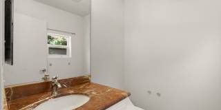 Vista Panoramic View 6 Bedroom 4.5 Bathroom Home for Rent Gallery 25