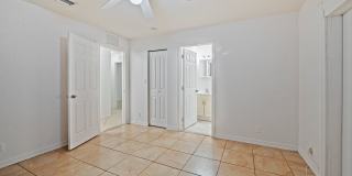 Beautiful 4 bed 3 bathroom Single Family Home with a large fenced yard Gallery 19