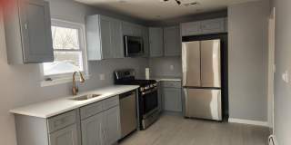 883 Roundtree Drive Gallery 1