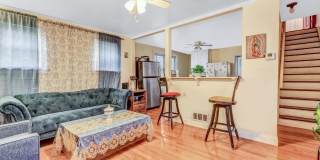 224 Bank Avenue Gallery 5