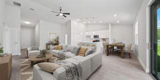 407 Cellini Avenue NE Gallery 2