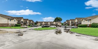 Wyckford Commons Gallery 32