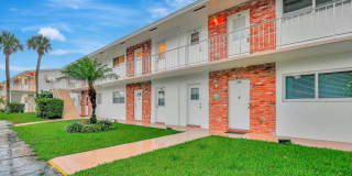 2650 W GOLF Boulevard 2650 W GOLF Boulevard Gallery 1