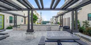 2117 Copper Walk Gallery 21