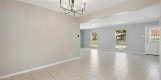 7170 Hickory Grove Gallery 11