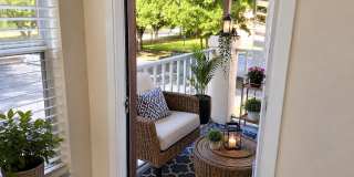 Beautiful 2/2 Condo x Rent close to Airport and Downtown Orlando! Gallery 1