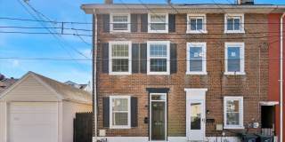 Beautifully Renovated End-Unit Townhome in the Heart of Phoenixville Gallery 1