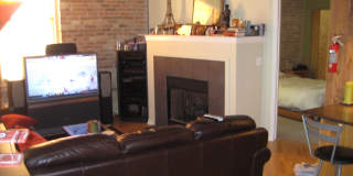 1740 North Maplewood Avenue Gallery 2