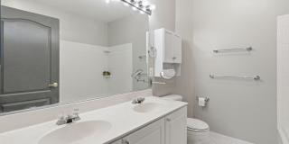 Charming 3BD/2BA in Island Creek Gallery 23